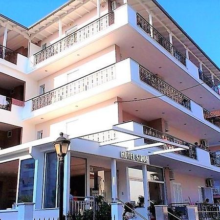 Siros Hotel Leptokaryá Buitenkant foto