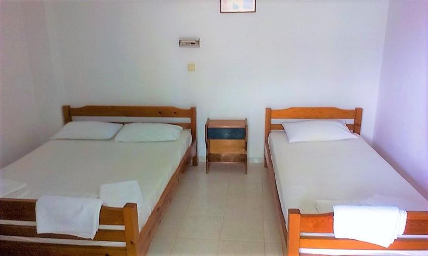 Siros Hotel Leptokaryá Buitenkant foto
